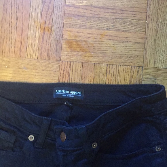 American Apparel - Picture 2 of 3